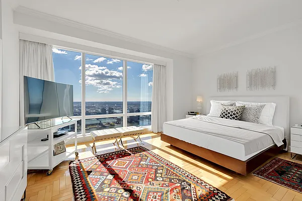 Rented by Compass | media 46