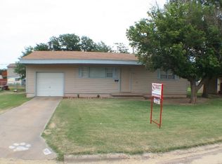 306 Zephyr St, Plainview, TX 79072