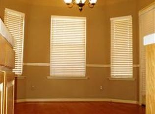 2544 E Goshen Ave, Fresno, CA