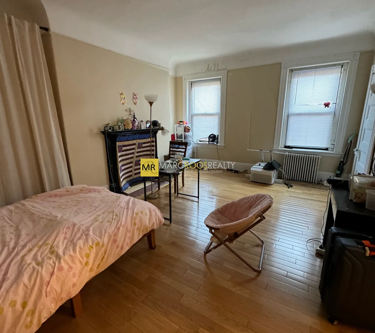 1 bed, 600 sqft, $2,400 — Photo 2