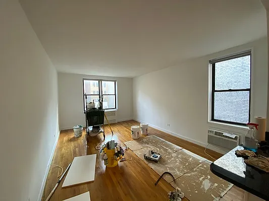 Rented by Cohen Smith Chang LLC | media 11