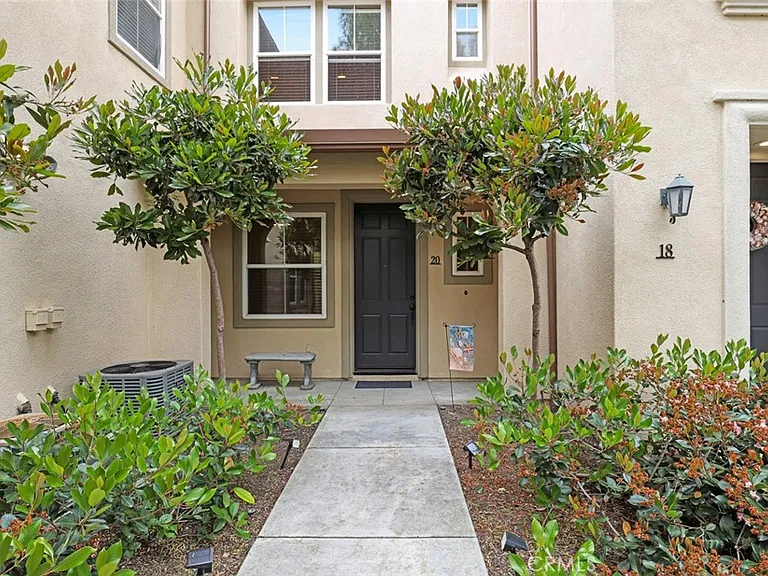 20 Paseo Del Rey — Photo 22