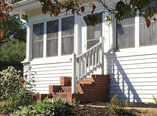 1695 Brodhead Rd, Coraopolis, PA 15108