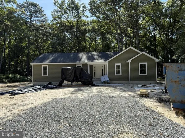 18596 Pine Cone Dr, Bridgeville, DE 19933