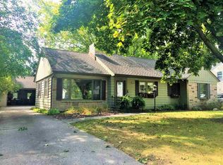 234 Summit St, Green Bay, WI 54301