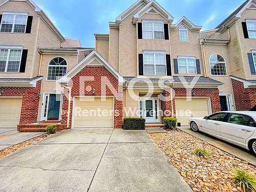 5520 Summer Cres Photo 1