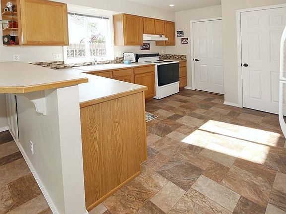 2nd image of 1383 E Cougar Creek Dr