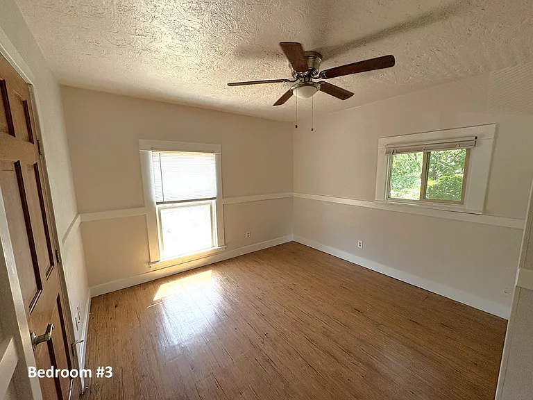 1529 10th Ave — Photo 11