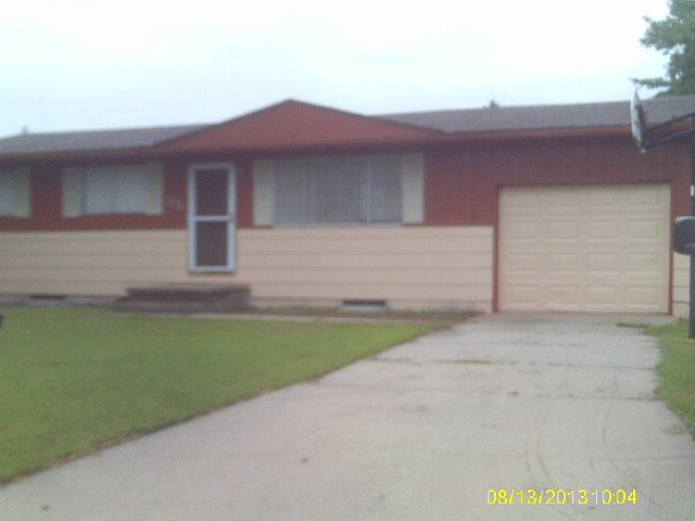 1st image of 15 E Williams Ave