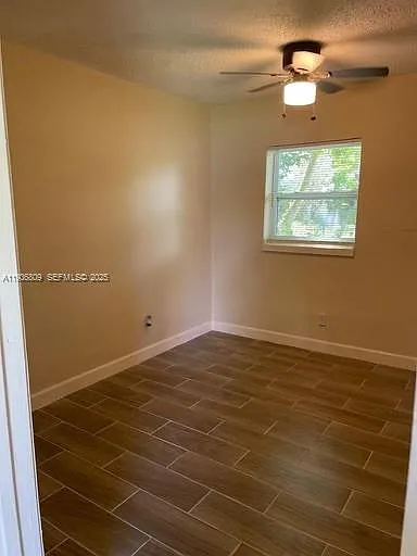 2930 NW 8th St #2 — Photo 15
