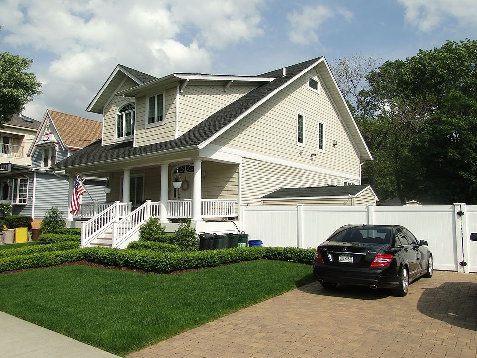 1st image of 536 Craig Ave