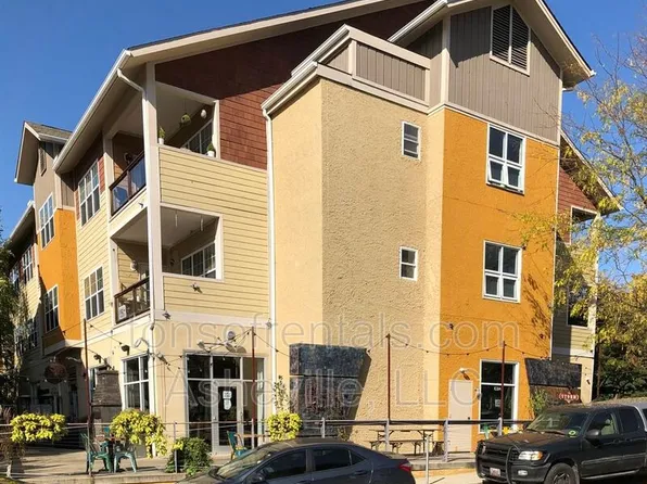 125 S Lexington Ave #A-203, Asheville, NC 28801