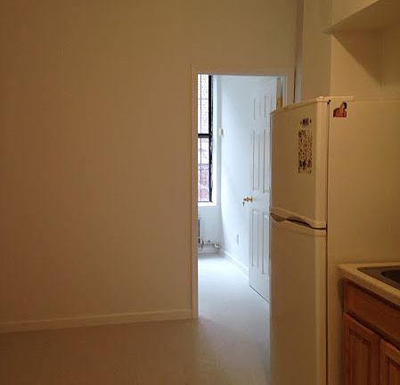 2nd image of 38 E Broadway APT 6