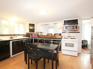 8 Murphy Ave #1, Bristol, RI 02809