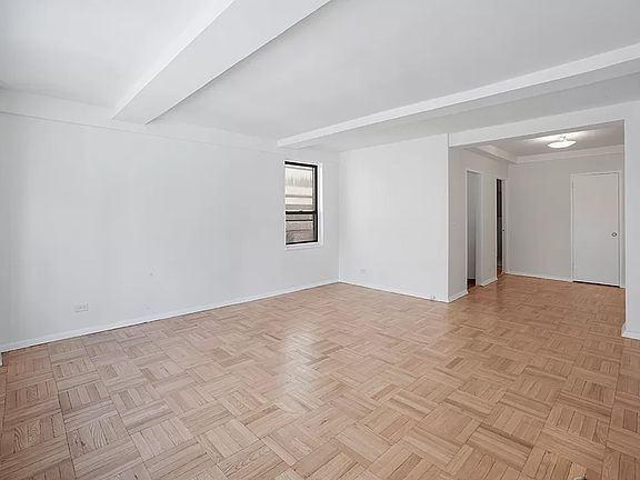 3rd image of 30 E 37th St APT 10H