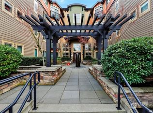 15700 116th Ave NE APT 201, Bothell, WA