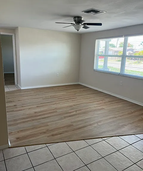 3615 Brompton Dr — Photo 5