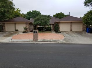 9229 Rustlers Creek Dr, San Antonio, TX 78230