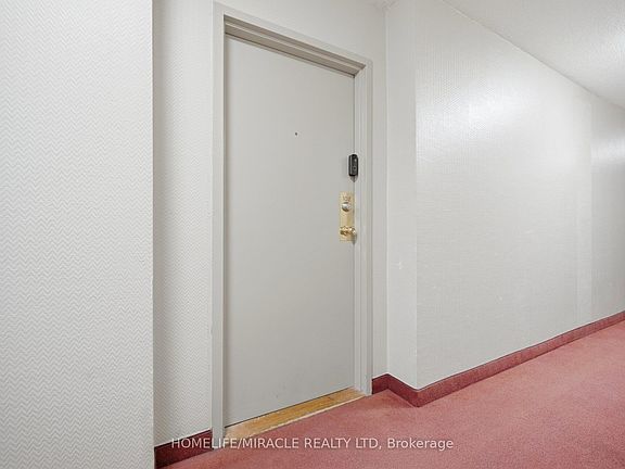 4th image of 238 Albion Rd #102