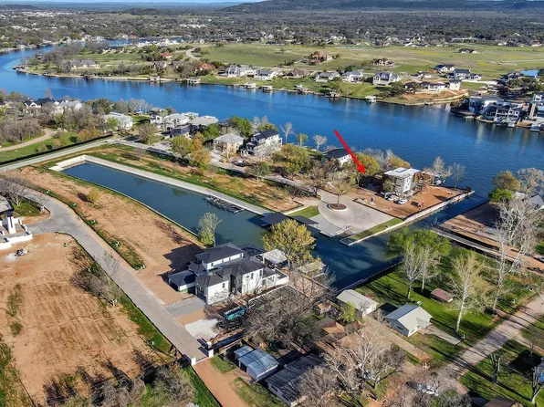 42 Lake Street, Kingsland, TX 78639