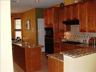 4th image of 1563 Bradford Trace Dr