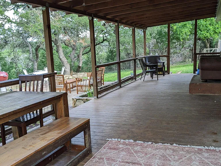 940A Oneill Ranch Rd — Photo 3