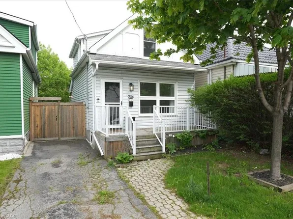 236 Cope St, Hamilton, ON L8H 5B5
