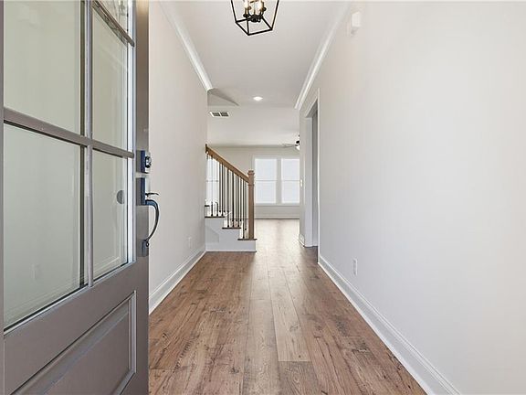 2nd image of 110 Poplar