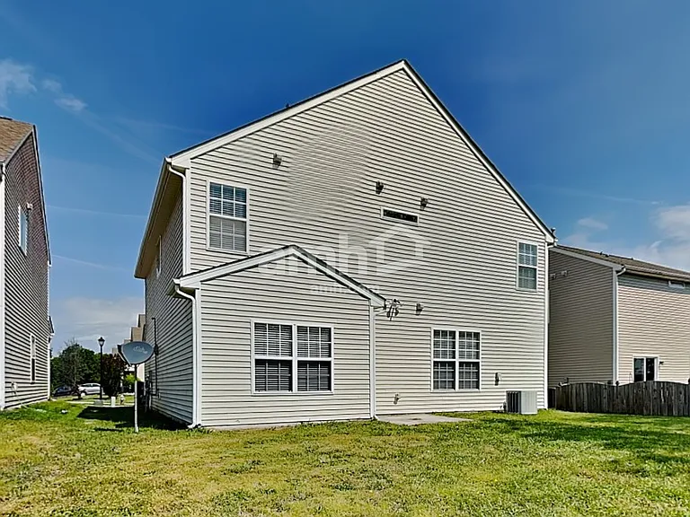 2526 Ingleside Dr — Photo 21