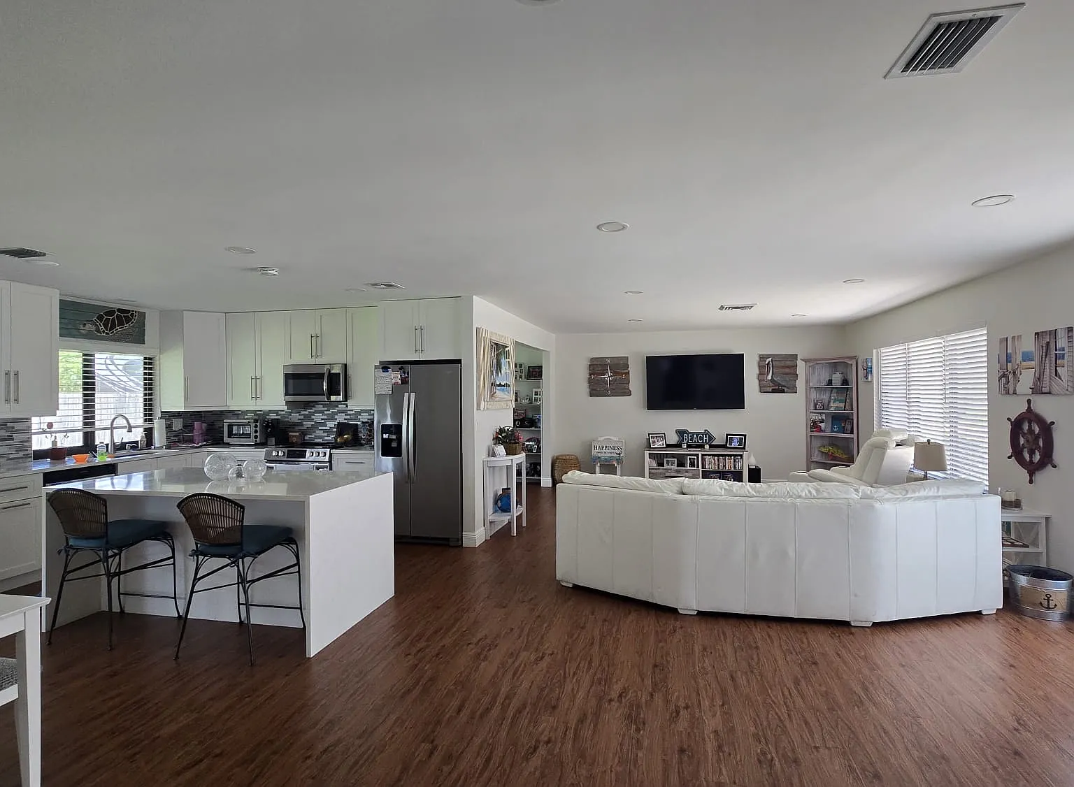 10161 Dasheen Ave — Photo 3