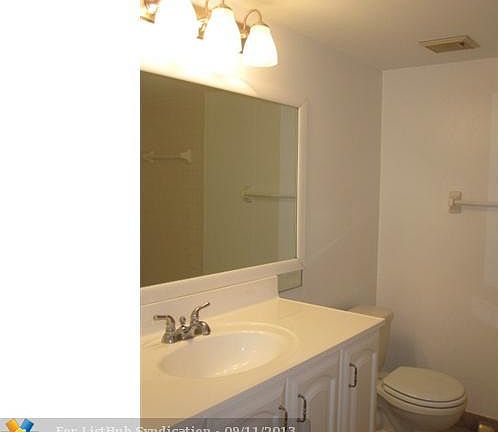 2nd image of 602 Gardens Dr APT 203