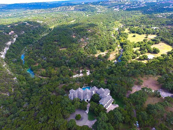 5th image of 905 Crystal Mountain Dr
