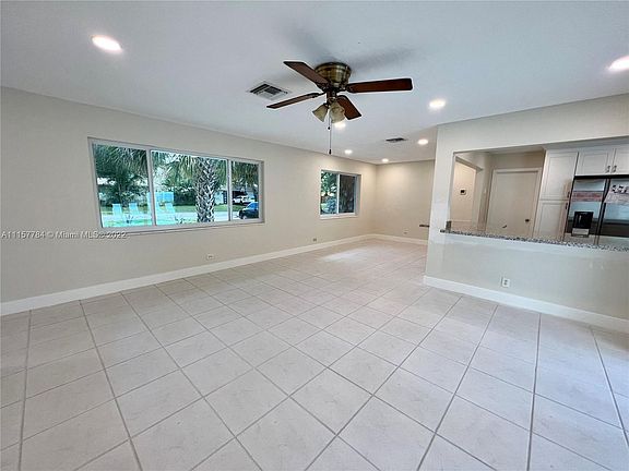 3rd image of 741 Sandlewood Ln #741