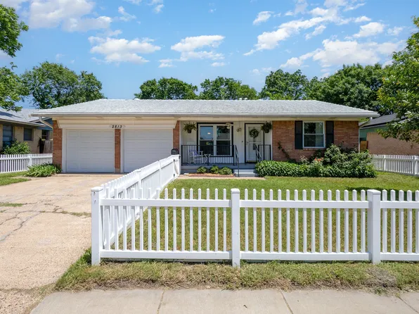 2813 Sanders Dr, Garland, TX 75042