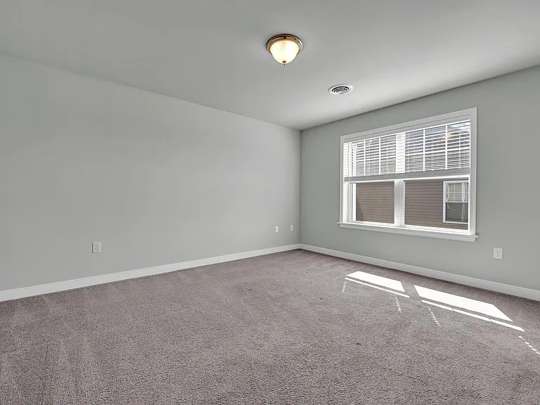 15 Pacific Blvd #K — Photo 11
