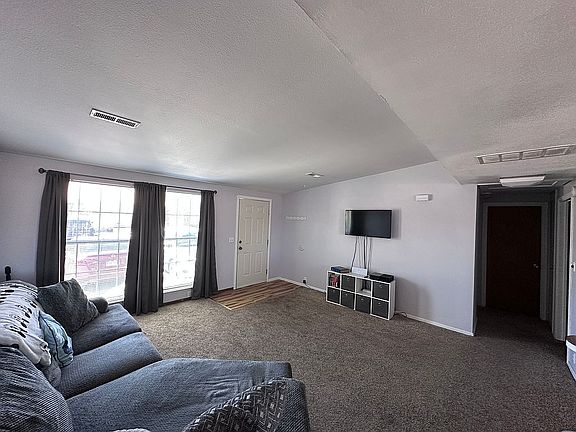 5th image of 2878 Cascade Ave APT 3