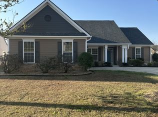 126 Horseshoe Ln, Hiram, GA 30141