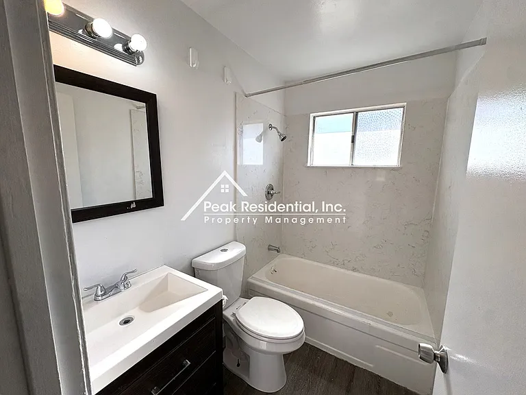 7368 Franklin Blvd #4 — Photo 14