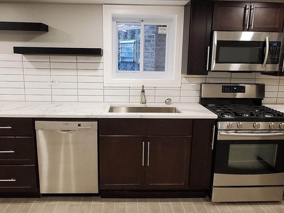 1st image of 5712 N Washtenaw Ave #G