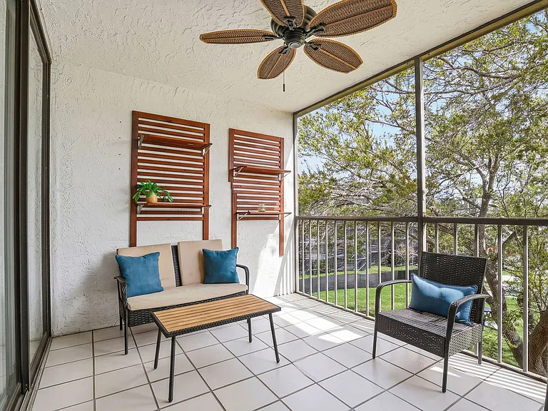 2424 W Tampa Bay Blvd #M404 — Photo 19