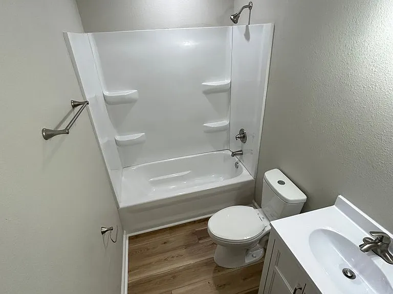 1202 S Willow Ln — Photo 10