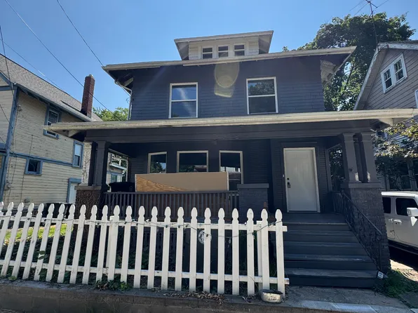 37 Belvidere Way, Akron, OH 44302