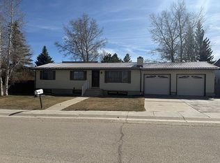1006 Garnet St, Kemmerer, WY 83101