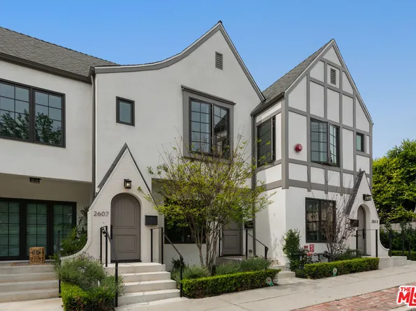 2607 N Beachwood Dr, Los Angeles, CA 90068