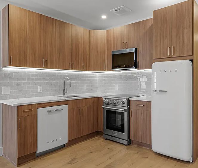1st image of 188 6th Ave #2F