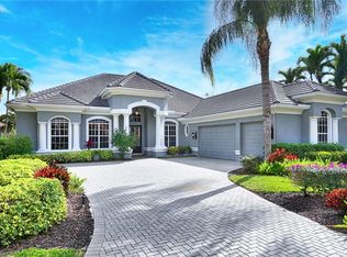 7414 Treeline Dr, Naples, FL 34119