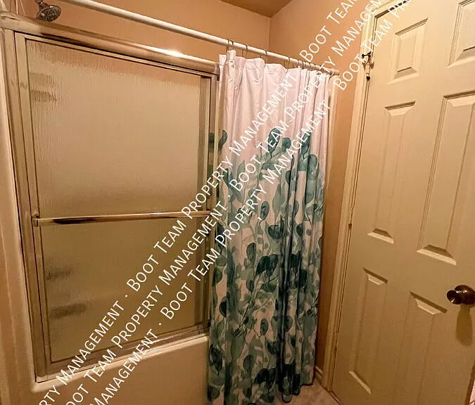 10001 Hilltop Dr — Photo 42