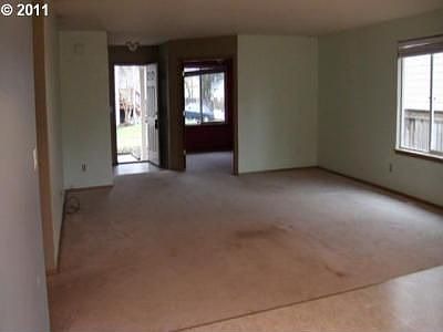 2nd image of 3348 NE 90th Cir