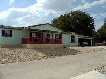 1st image of 109 River Oak Dr
