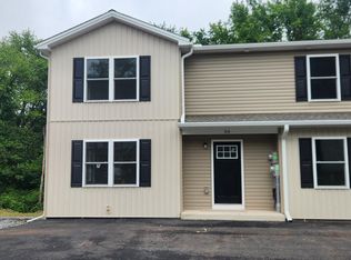 54 Petersburg Ln, Duncannon, PA 17020